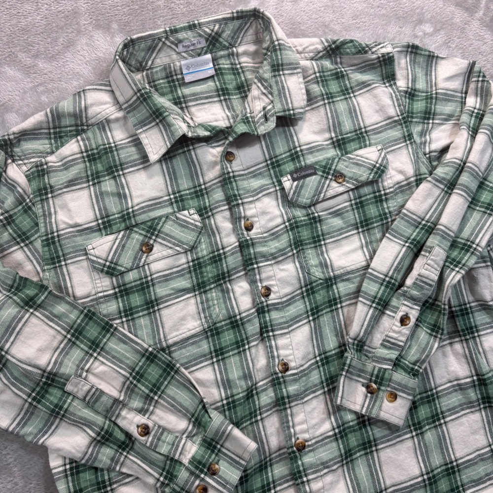 Columbia‎ Flannel Shirt Mens XL Green White Plaid Regular Fit Long Sleeve Button
